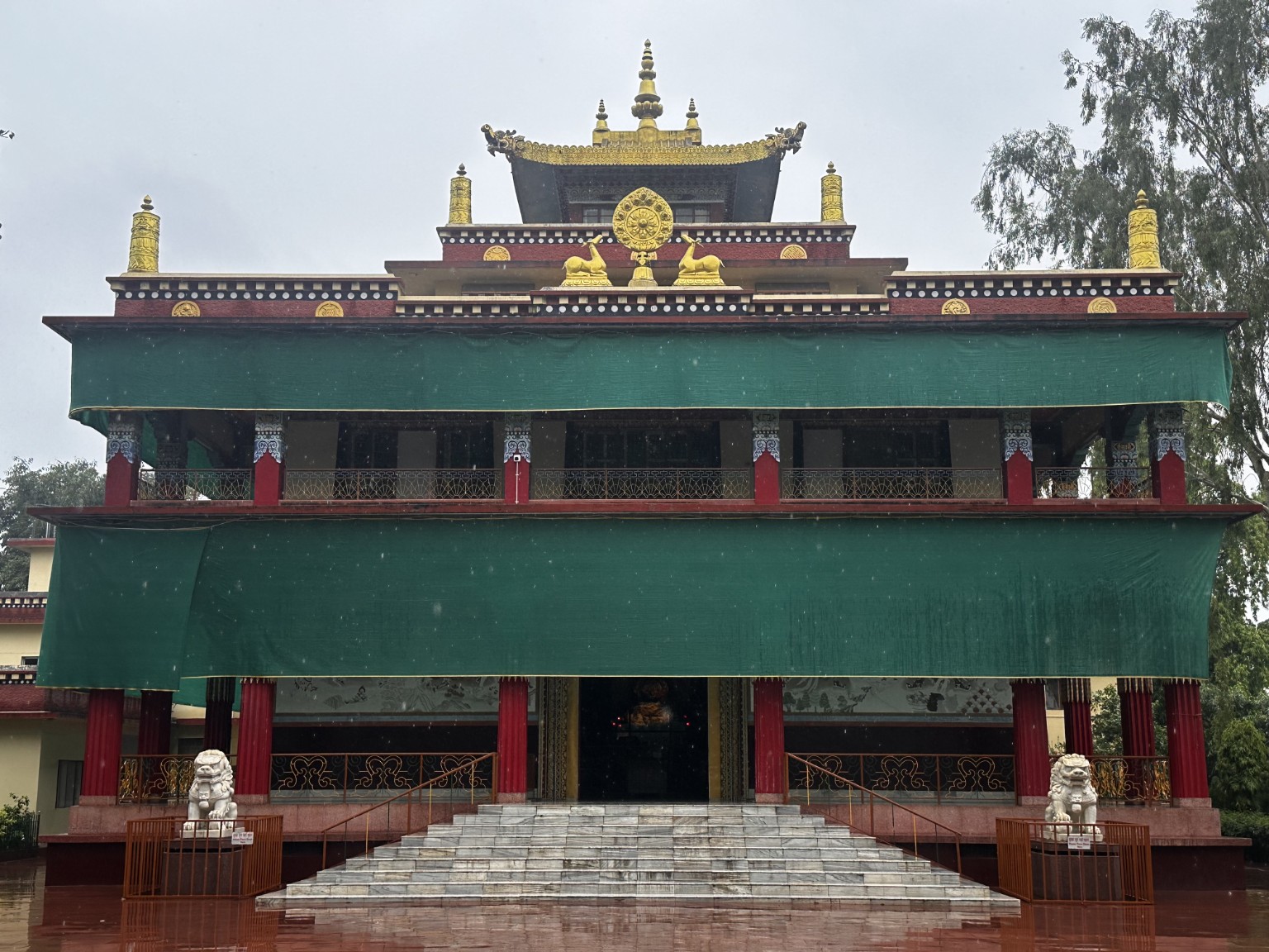 Colourful monastery building in Bodh Gaya