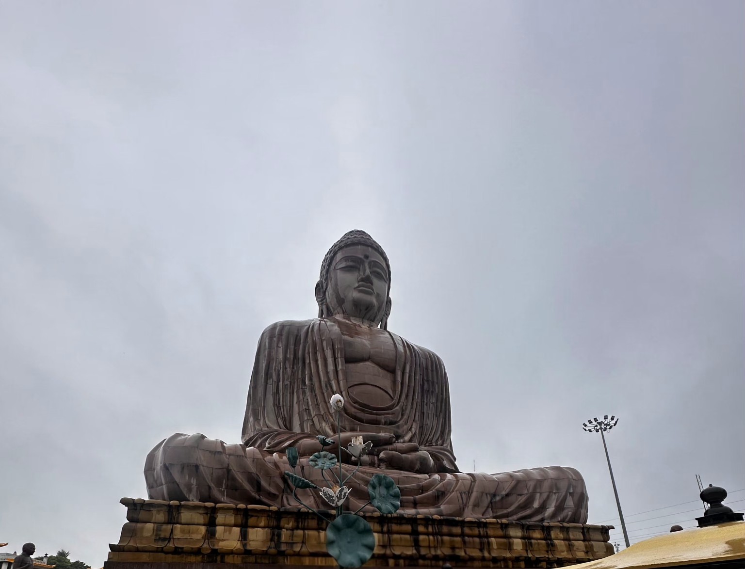Close view of the seated giant Buddha in Bodh Gaya