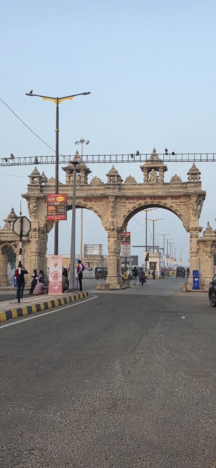 Carved stone entrance gateway in Dwarka
